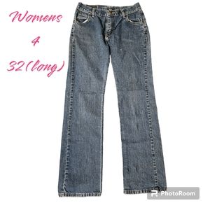 Vintage WRANGLER Jeans Button Fly Straight Light Wash  Western Women 4 x 32 Long